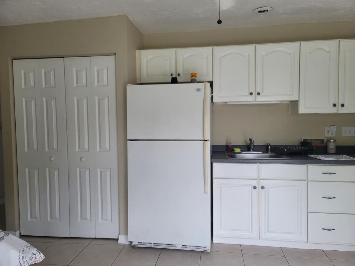 Entire Guesthouse 5 Mins To Siesta Key & Downtown Sarasota Exterior foto